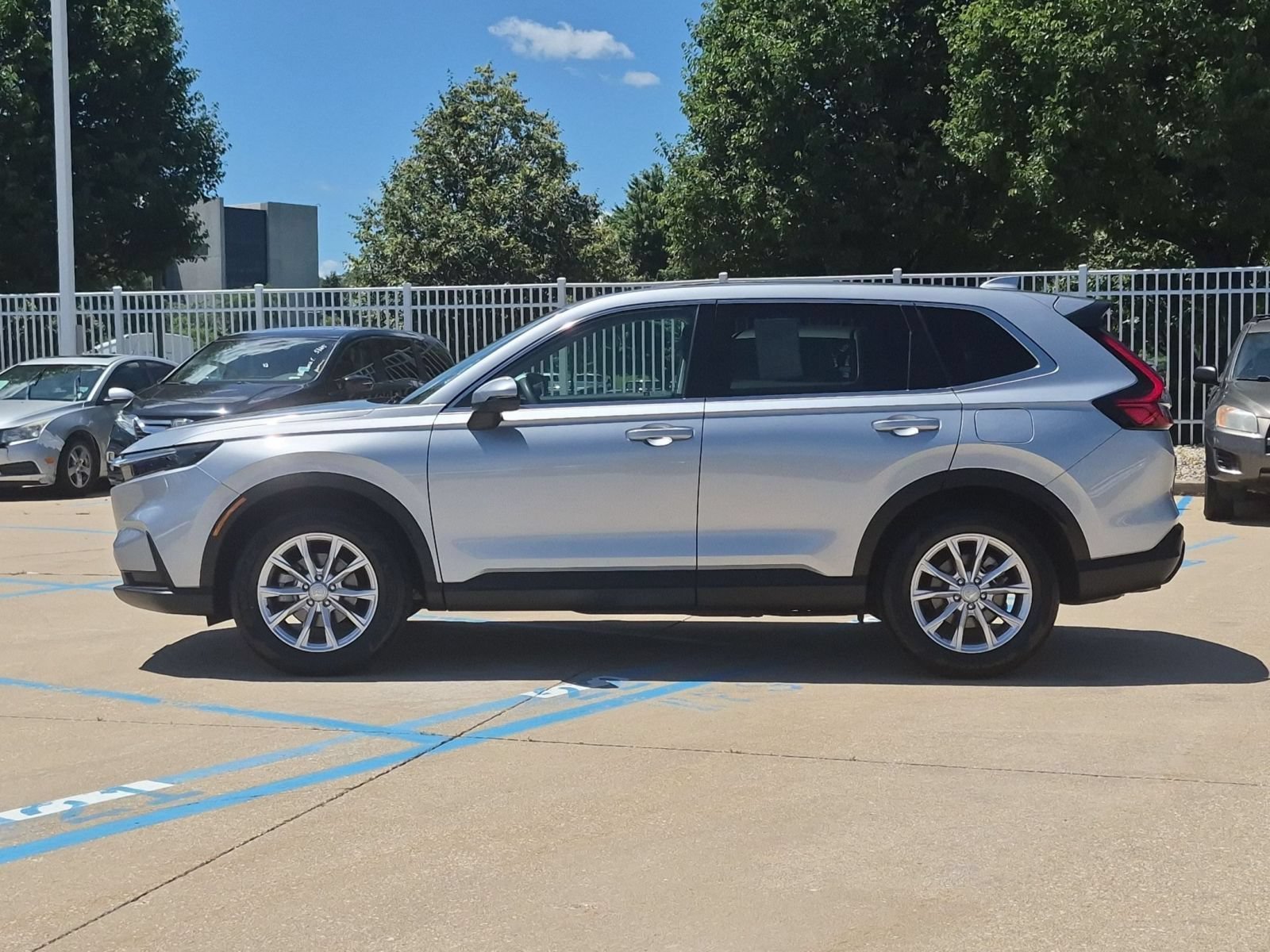Certified Used 2023 Lunar Silver Metallic Honda EX AWD image 10