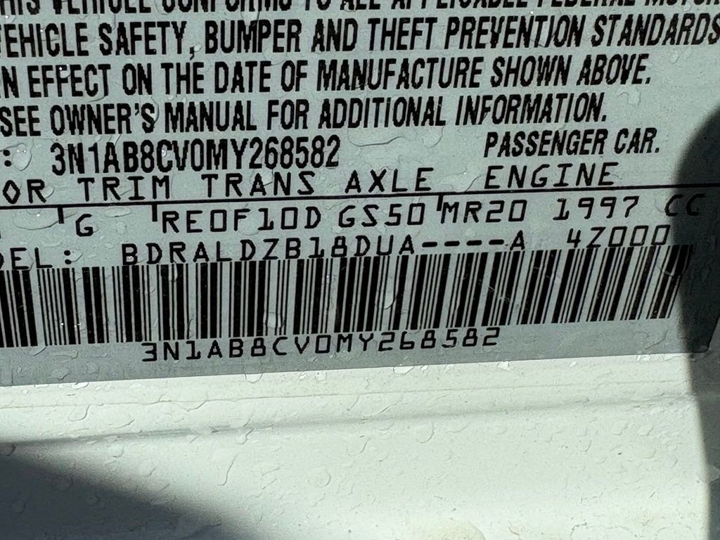 Used 2021 White Nissan SV image 17