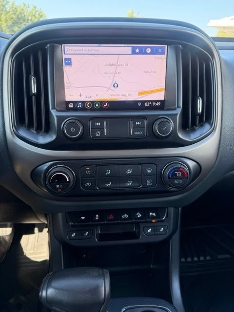 Used 2019 KINETIC BLUE METALLIC Chevrolet 4WD Z71 image 5