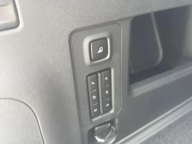 New 2026 Star White Metallic Tri-Coat Ford King Ranch® image 28