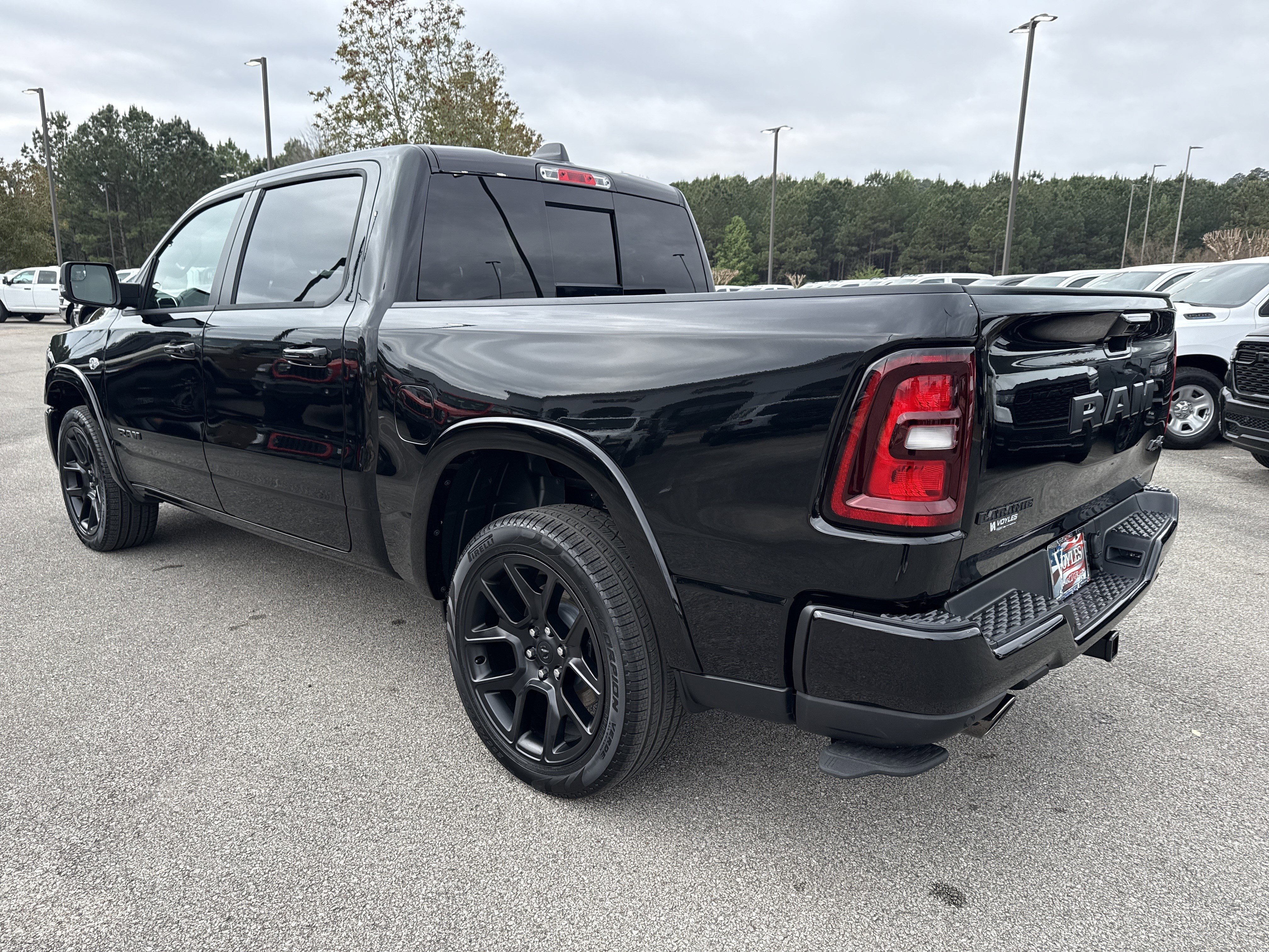 New 2026 Diamond Black Crystal Pearl-Coat Exterior Paint RAM Laramie image 5