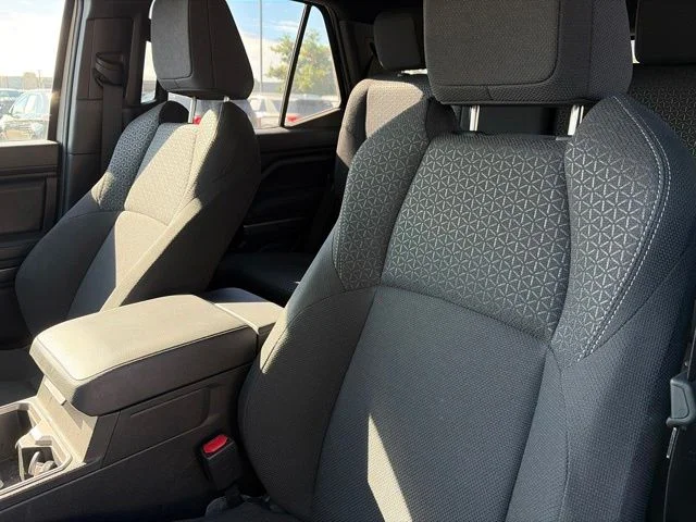 Used 2025 White Toyota SR5 image 12