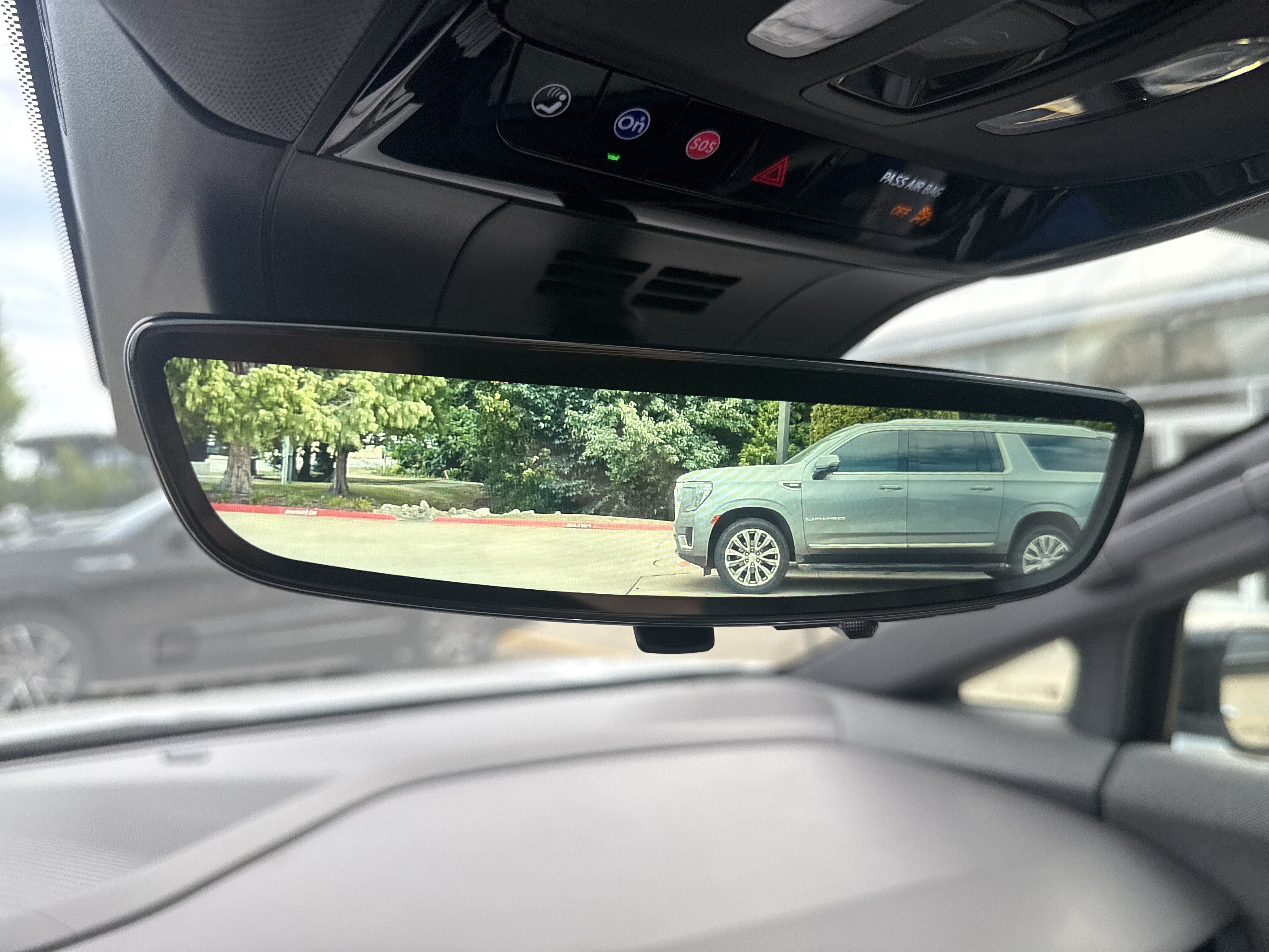 2026 Cadillac OPTIQ Sport - Photo 17