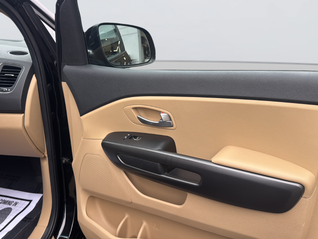 Used 2020 Black Kia EX image 32