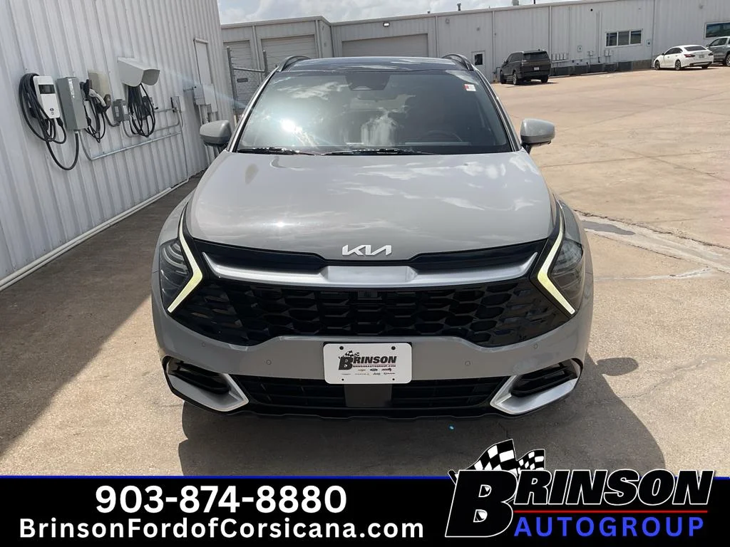 Used 2023 Wolf Gray Kia SX-Prestige image 2