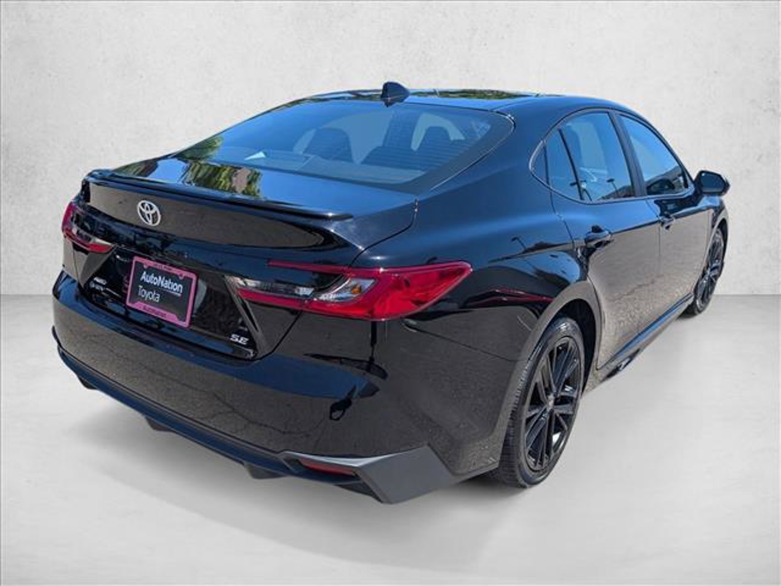Used 2025 Midnight Black Metallic Toyota SE image 5