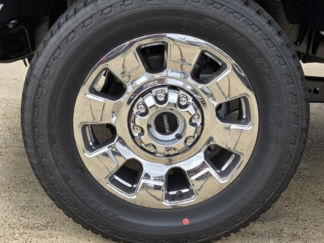 New 2026 Glacier Gray Metallic Tri-Coat Ford F-250® Lariat® image 27