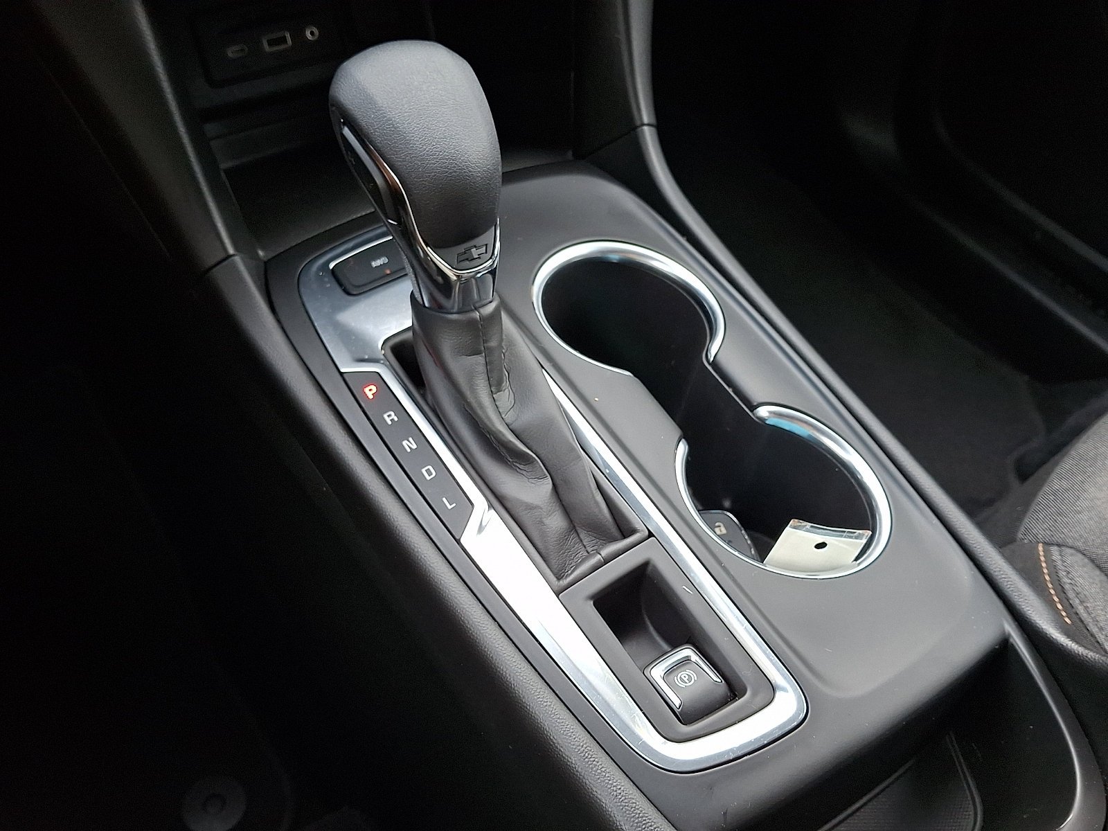 Used 2021 Pacific Blue Metallic Chevrolet LT image 16