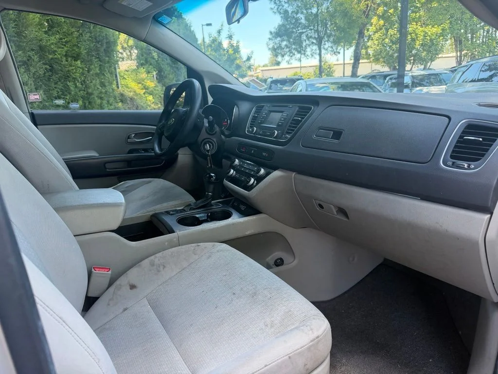 Used 2016 Bright Silver Metallic Kia LX image 13