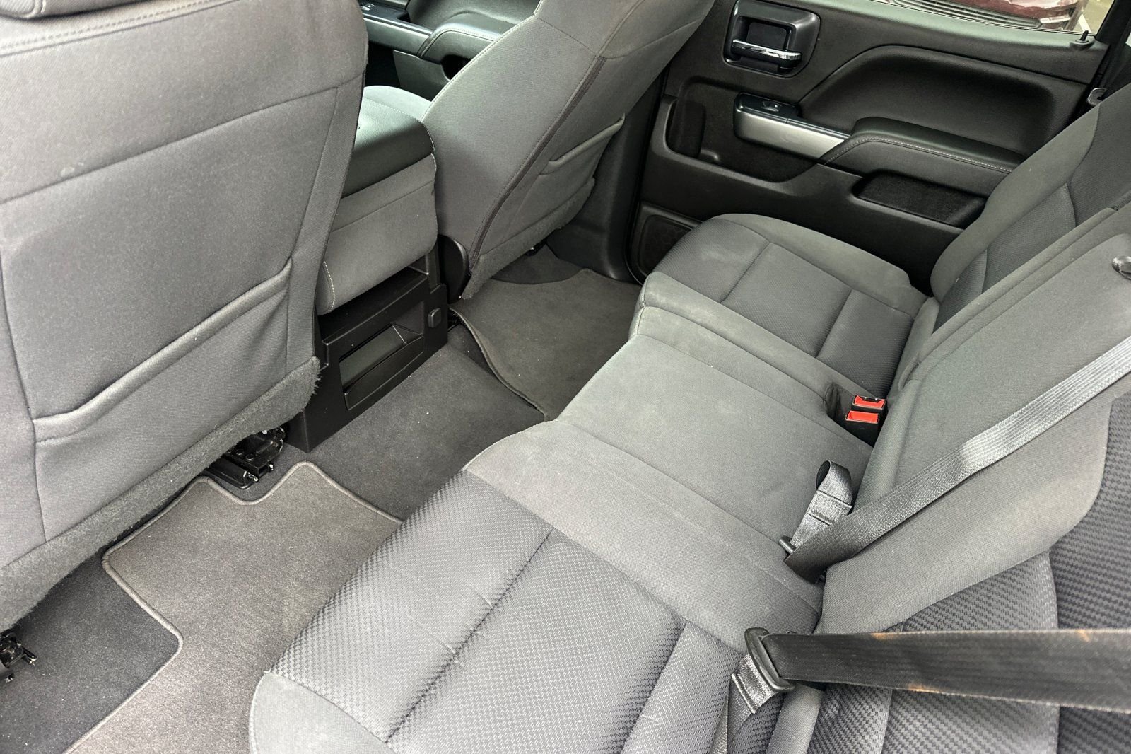 2018 Chevrolet Silverado 1500 LT - Photo 13