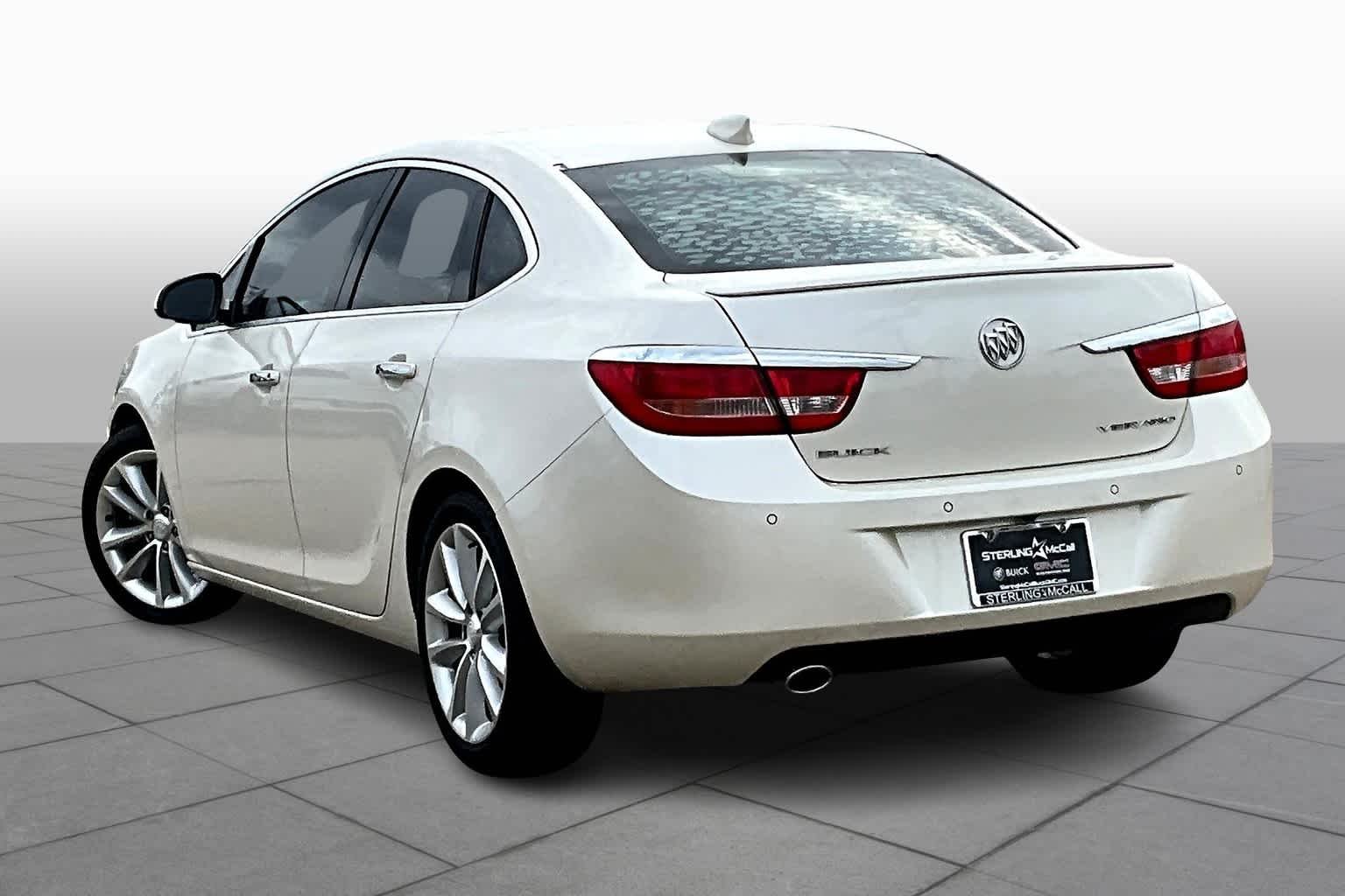 Used 2015 White Diamond Tricoat Buick Leather Group image 11