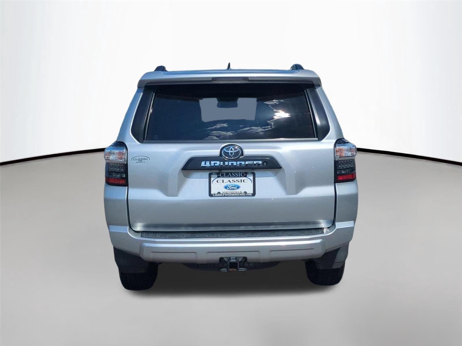 Used 2018 Classic Silver Metallic Toyota TRD Off-Road Premium image 4