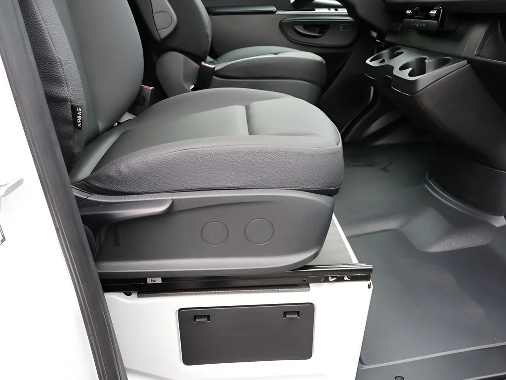 New 2026 Arctic White Mercedes-Benz Cargo 170 WB image 13