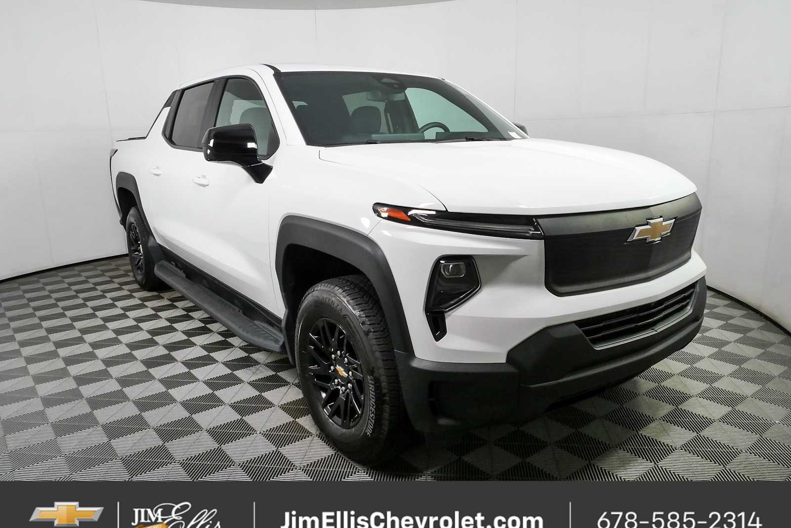 2024 Chevrolet Silverado EV Work Truck 4WT's photo