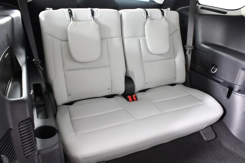 2026 Ford Explorer Platinum - Photo 16