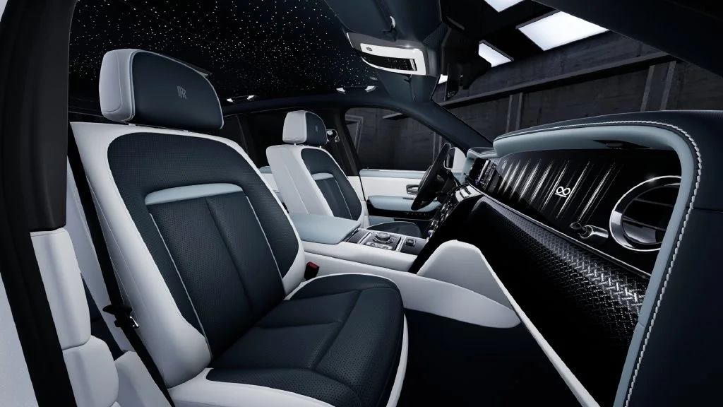 New 2027 White/off-white Rolls-Royce Black Badge image 6