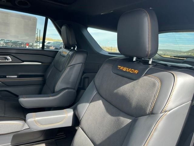 New 2026 Space White Metallic Ford Tremor® image 17