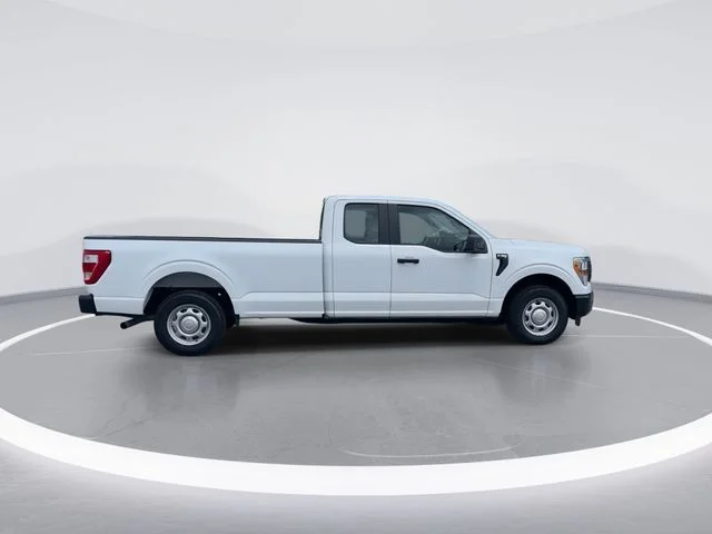 Used 2021 White Ford XL image 8