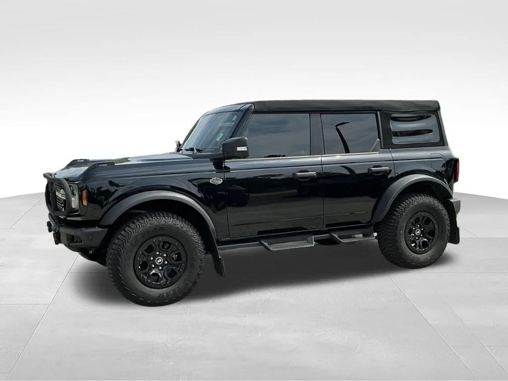 Used 2024 Black Ford Wildtrak image 3