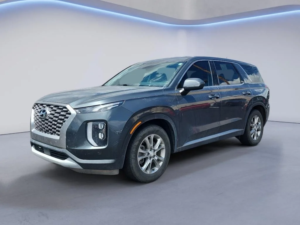 Used 2022 Steel Graphite Hyundai SE image 1