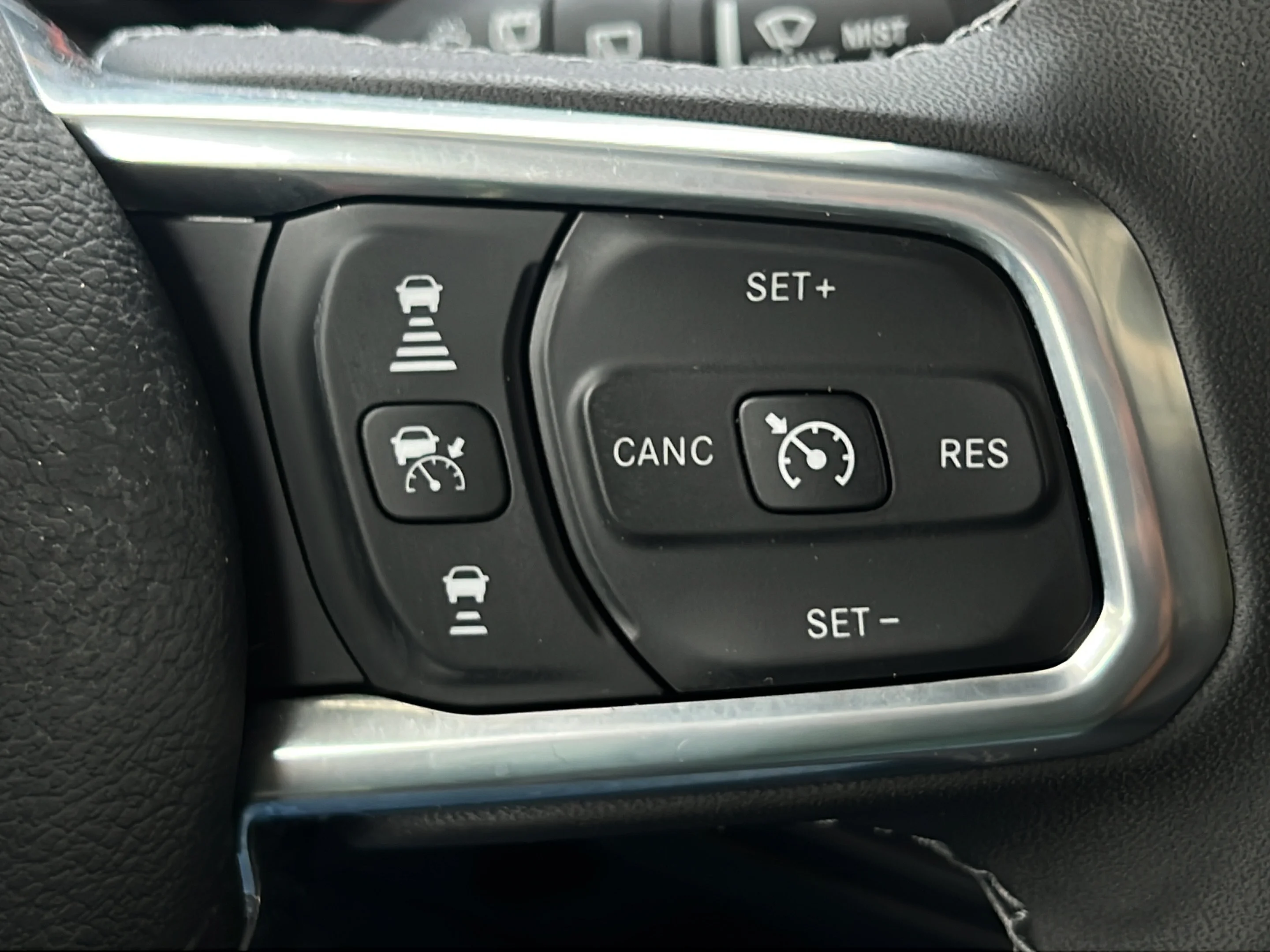 Used 2026 Bright White Clearcoat Jeep Sahara image 20