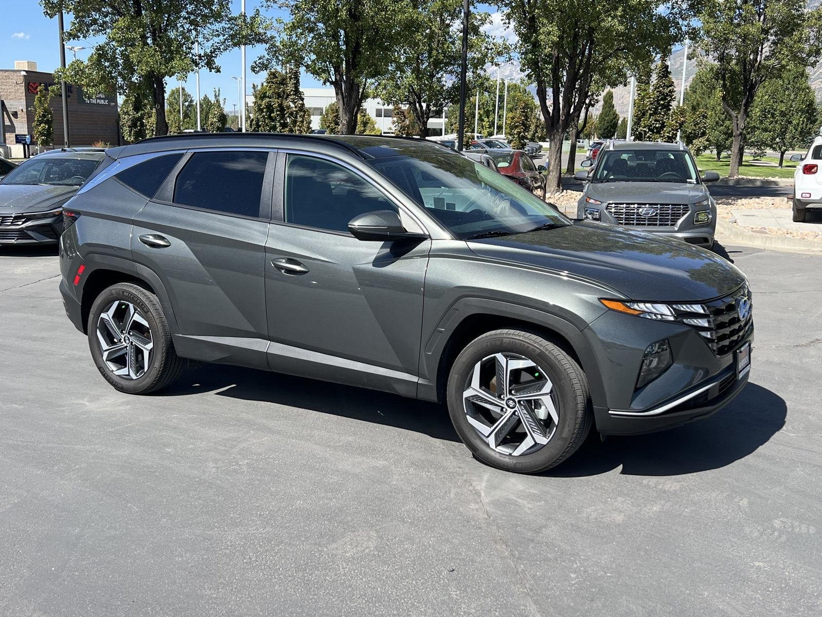 Certified Used 2024 Amazon Gray Hyundai SEL Convenience image 13