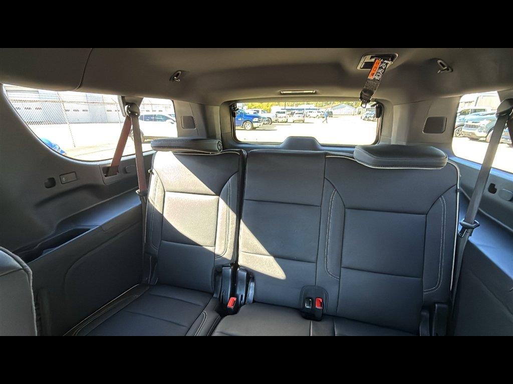 2026 Chevrolet Suburban Premier - Photo 23