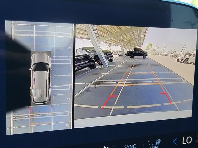 2026 Chevrolet Traverse LT - Photo 14