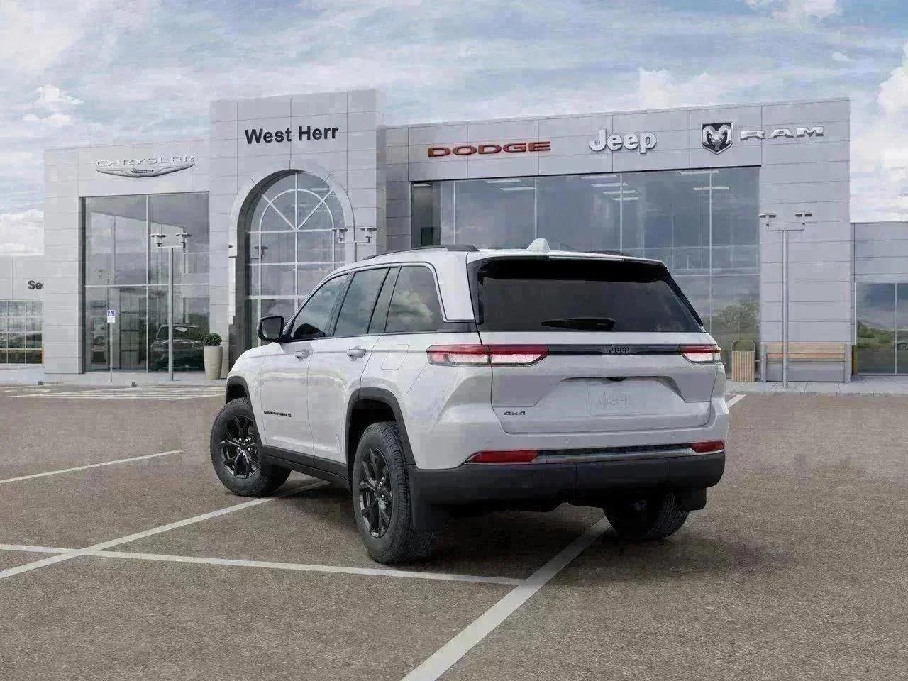 New 2026 Bright White Clearcoat Jeep Laredo image 29