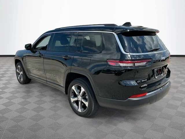 Used 2023 Black Jeep Limited image 7
