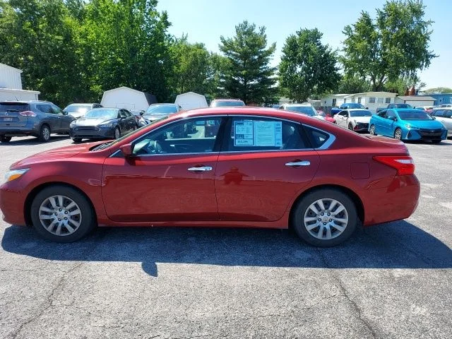 Used 2017 Red Nissan 2.5 S image 7