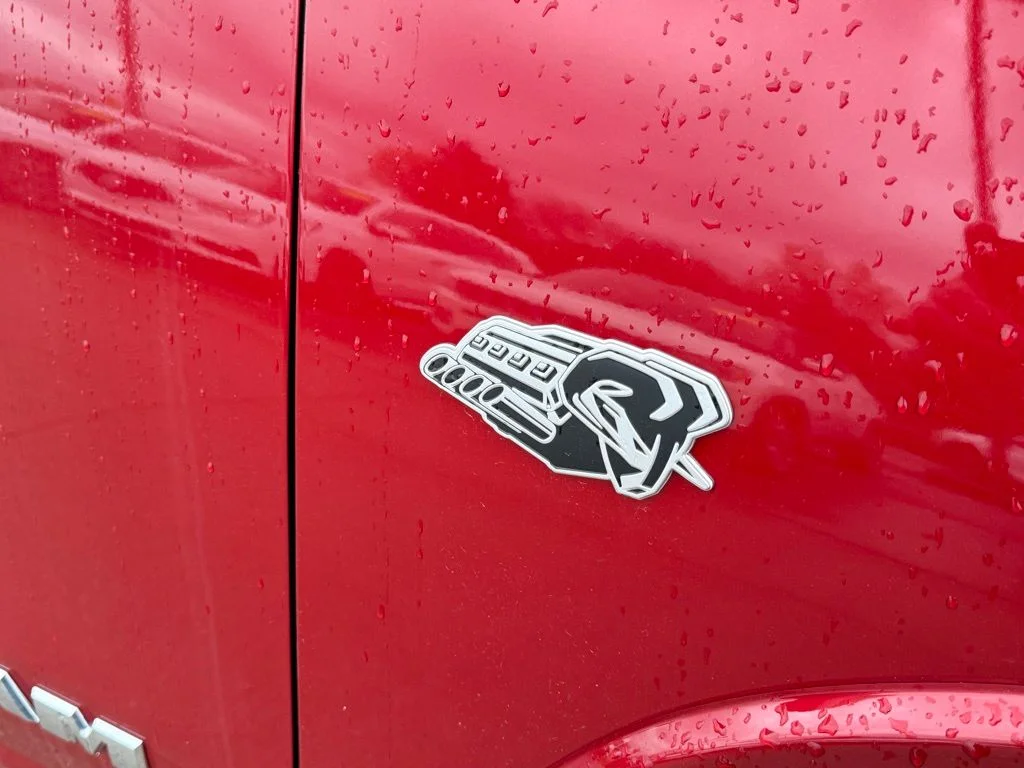 New 2026 Molten Red Pearl-Coat Exterior Paint RAM Big Horn/Lone Star image 11