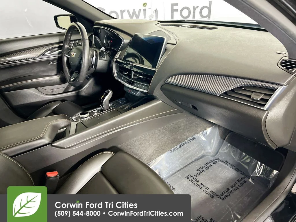 Used 2023 Black Cadillac Sport image 29