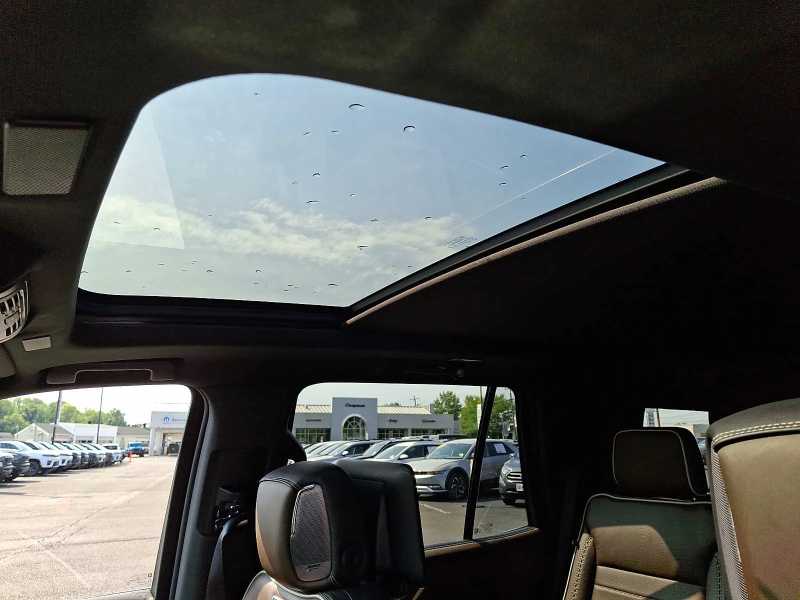 Used 2025 Onyx Black GMC Denali Ultimate image 14