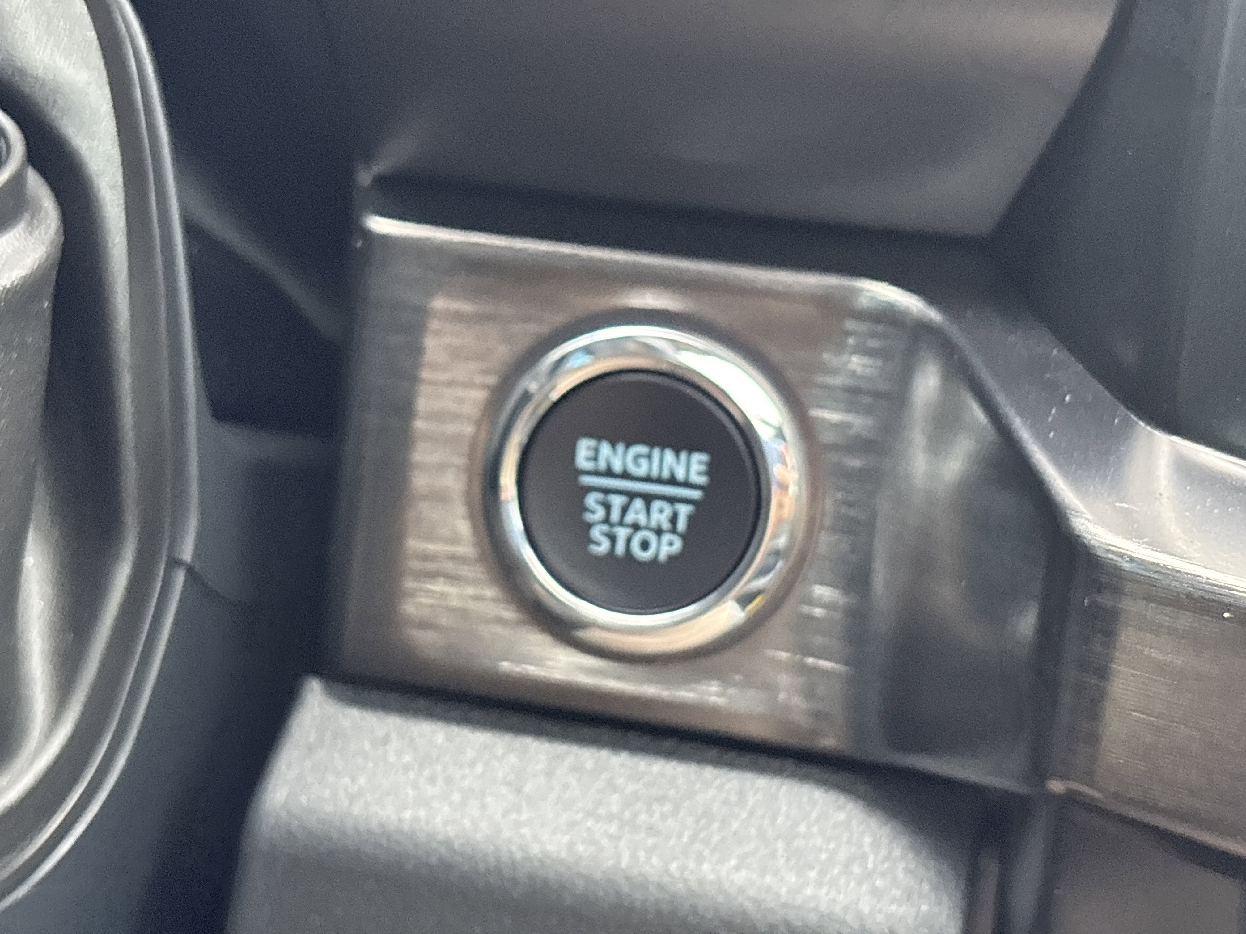 Used 2023  Ford XL image 39