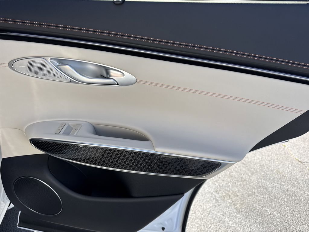 2026 GENESIS GV70 Sport Prestige - Photo 16