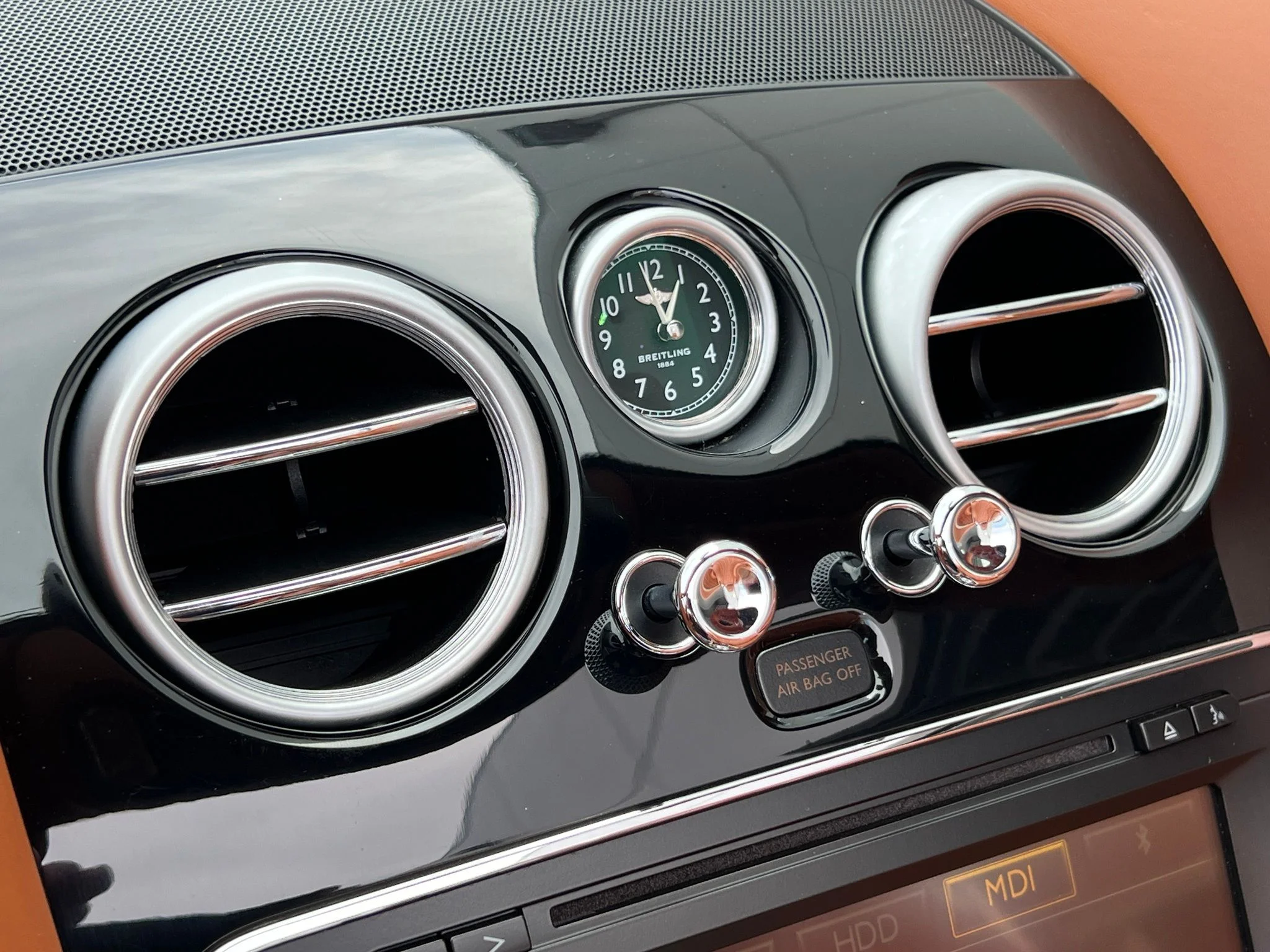 Used 2015  Bentley Speed image 30