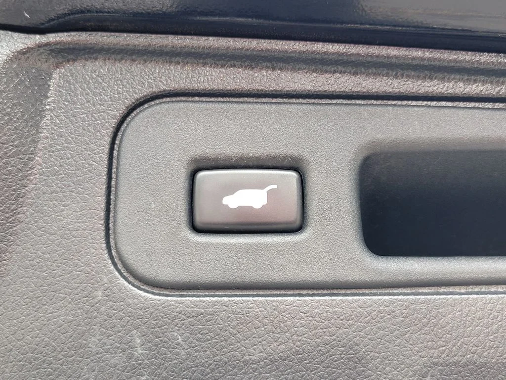 Used 2020  Honda EX-L image 23