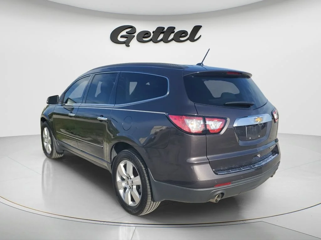 Used 2015 TUNGSTEN METALLIC Chevrolet LTZ image 5