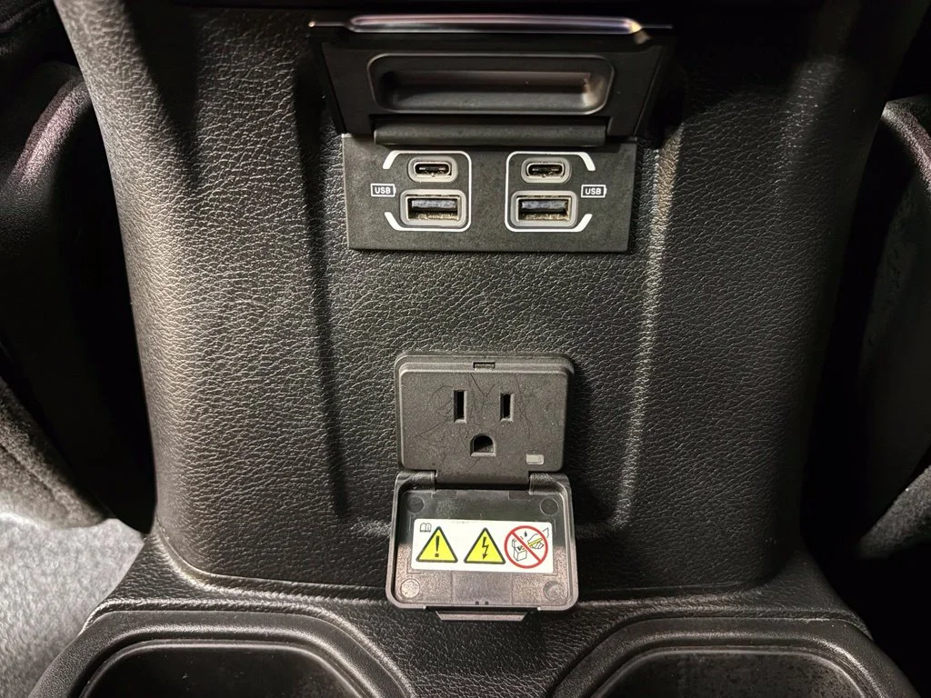 Used 2025 Black Jeep Rubicon image 34