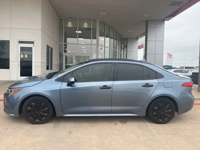 Used 2020 Toyota Corolla LE with VIN JTDEPRAE6LJ013706 for sale in Midwest City, OK