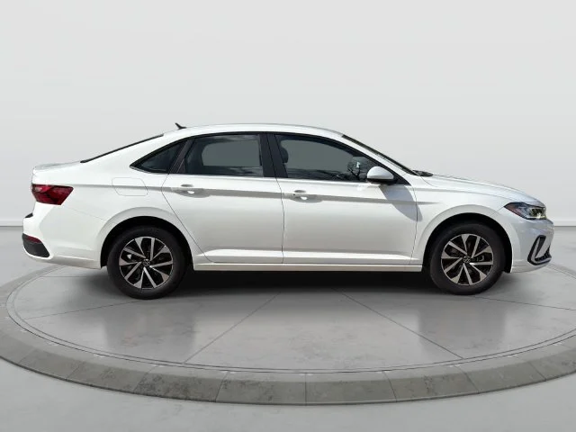 New 2027 White Volkswagen S image 2