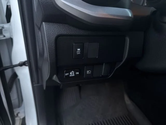 Used 2023 White Toyota SR5 image 11