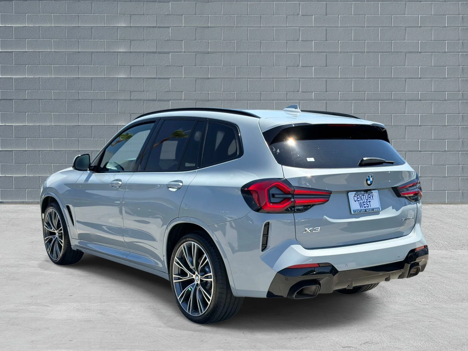 Certified Used 2023 Brooklyn Grey Metallic BMW sDrive30i Sports Activity Vehicle image 3