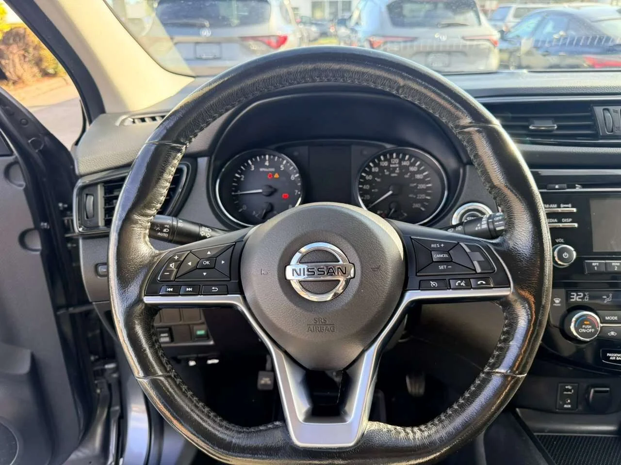 Used 2018 Gun Metallic Nissan SV FWD CVT (2) Dilawri Certified   Local BC   Regu image 10