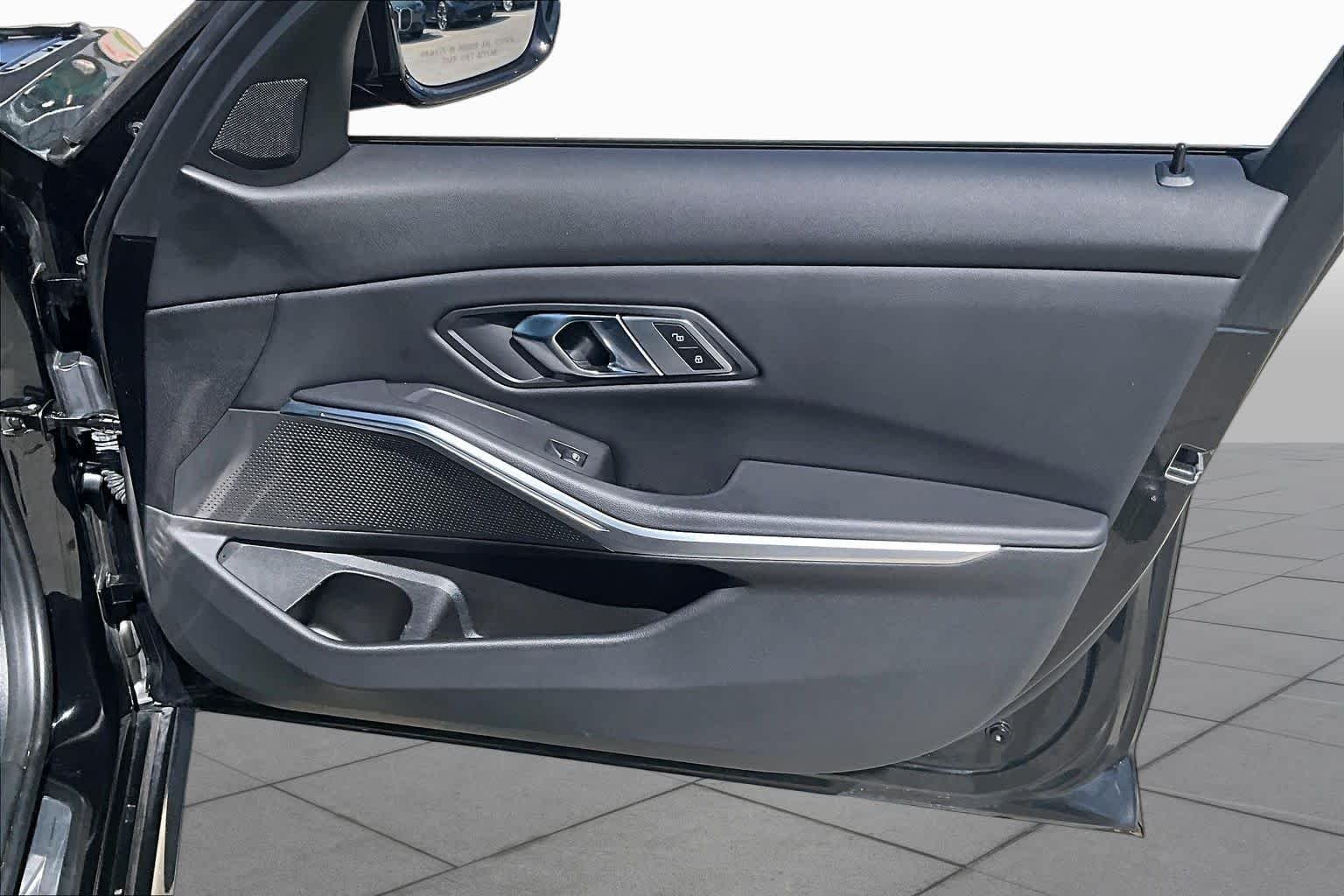 Used 2023 Black Sapphire Metallic BMW 330i image 26