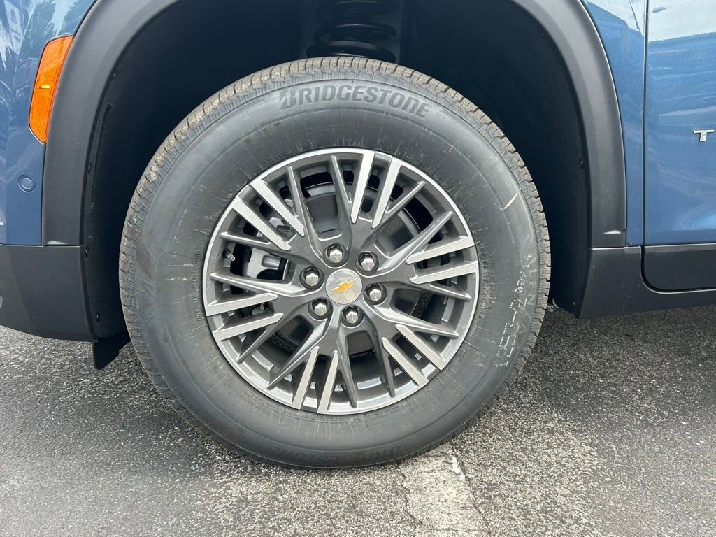 2026 Chevrolet Traverse LT - Photo 10