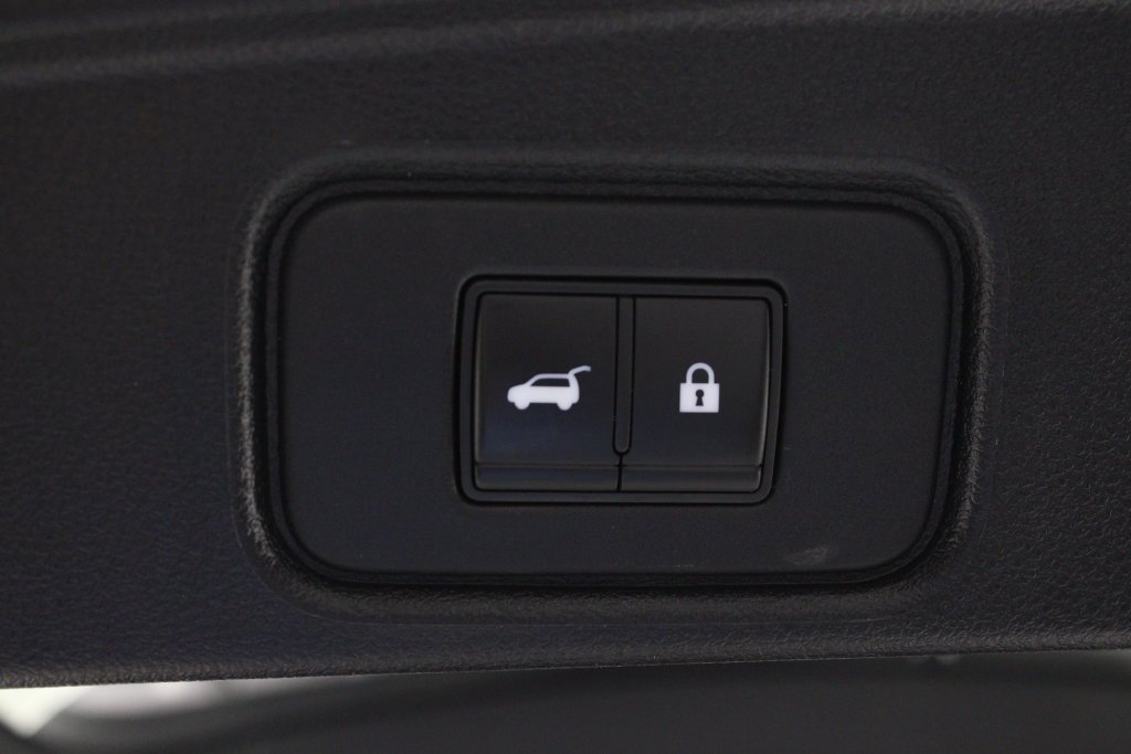 2022 Nissan Pathfinder SL - Photo 18