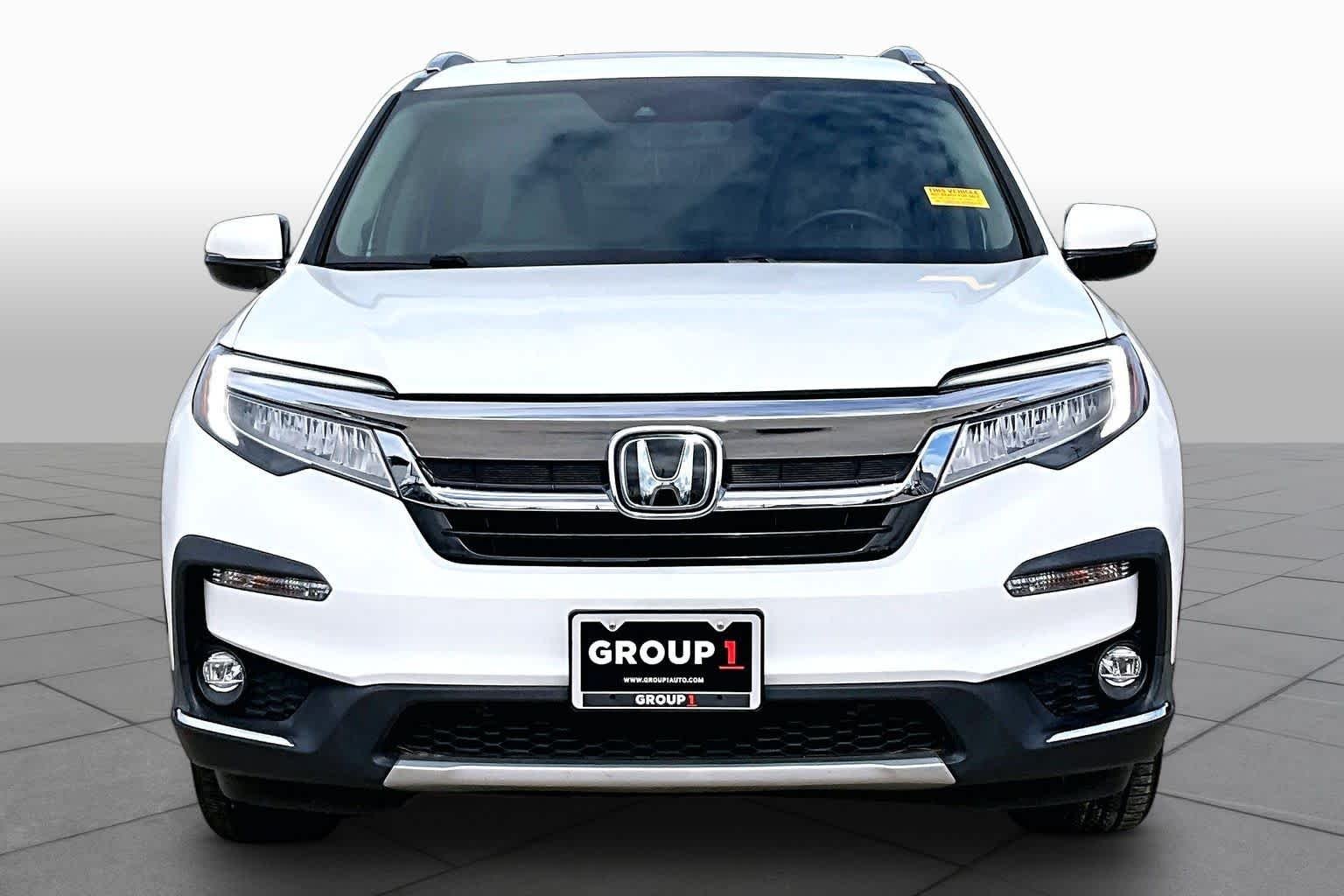 Used 2022 White Honda 2WD Touring 8 Passenger image 4