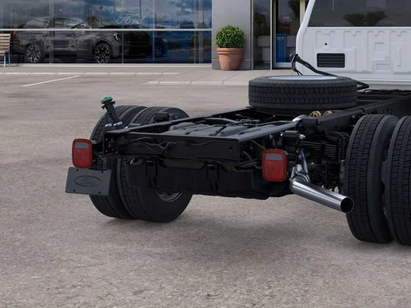 New 2025 Oxford White Ford XL image 46
